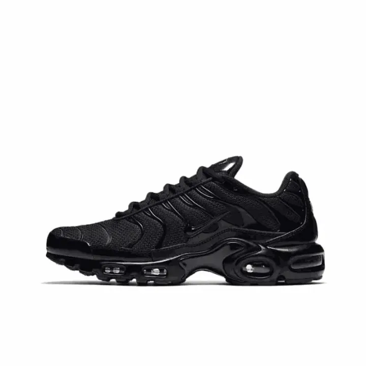 Nike Black Athletic Sneakers with Sculpted Sole