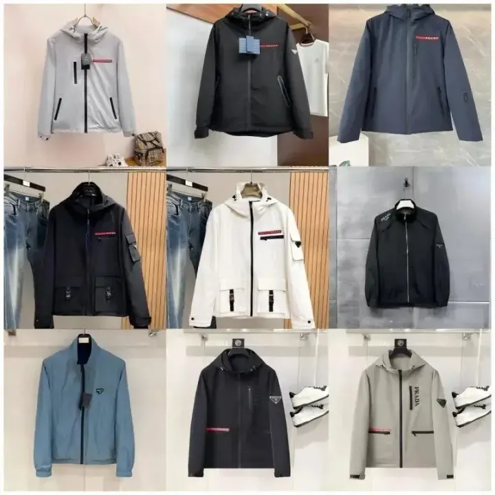 Prada marineblaue Kapuzenjacke mit Reißverschluss und dreieckigem Logo