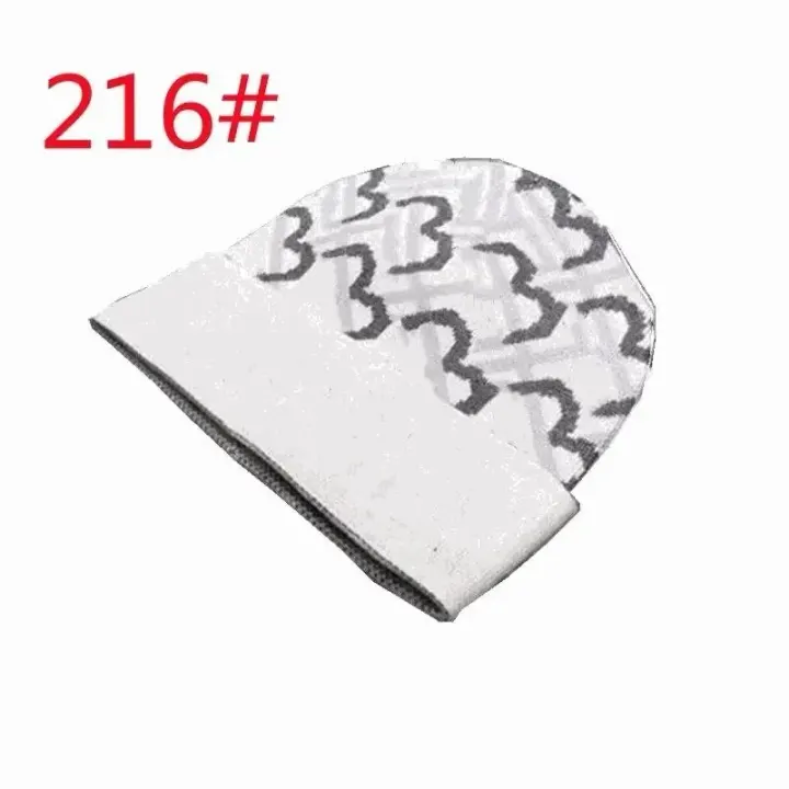Burberry zwart-witte gebreide beanie