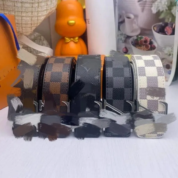 Louis Vuitton Set of Five Checkerboard Pattern Belts