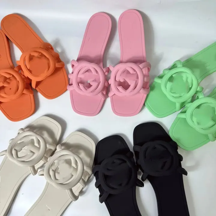 Gucci Women's Pink Interlocking G Rubber Slides