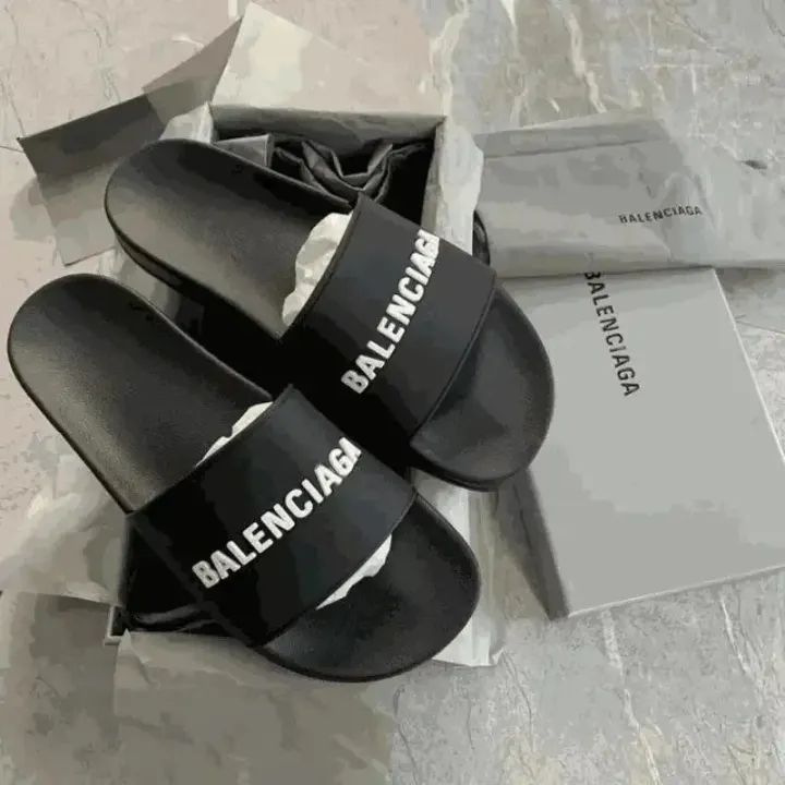 Zwarte Balenciaga-slides met logo