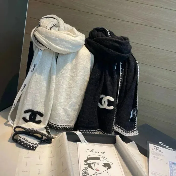 Chanel Black and Cream Knit Scarf with Contrast Trim