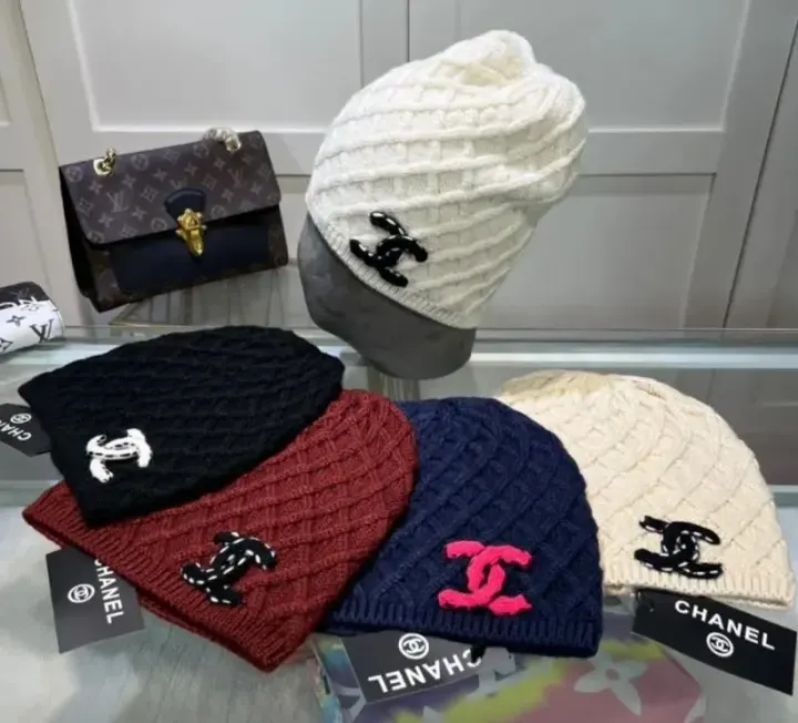 Lässige Chanel-Cap