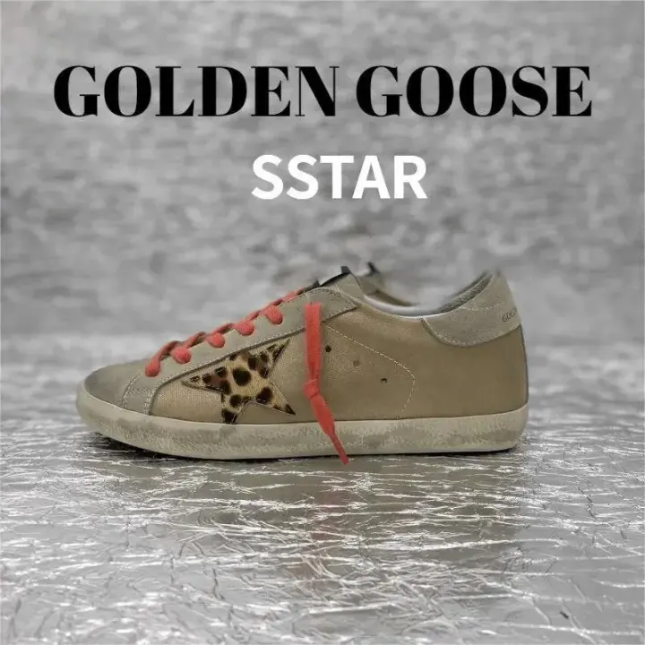 Golden Goose SSTAR Sneakers in Beige, White and Pink