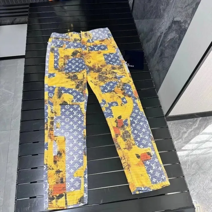Louis Vuitton gelbe Jeans mit Monogramm-Print