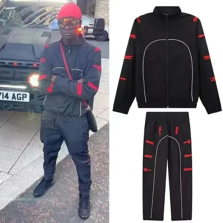 Trapstar Black Graphic Matching Set with Red Accents