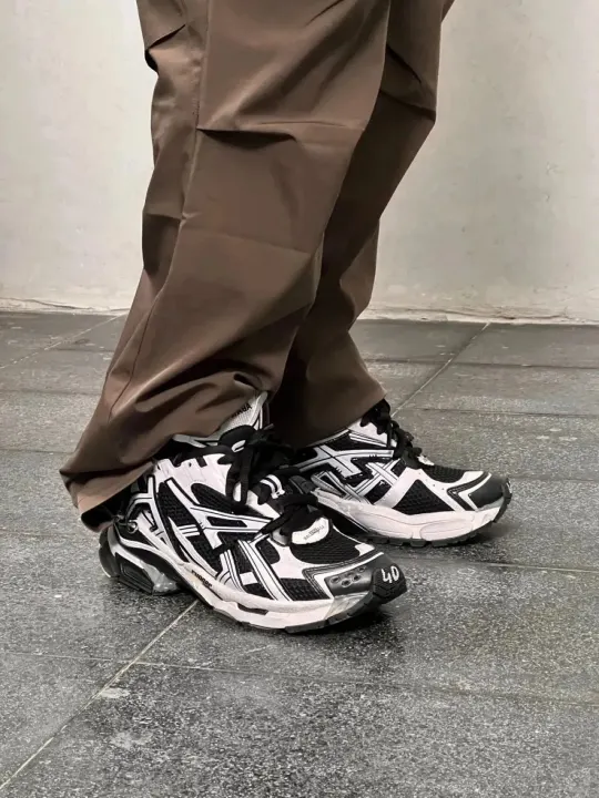Balenciaga zwart-witte Runner-sneakers