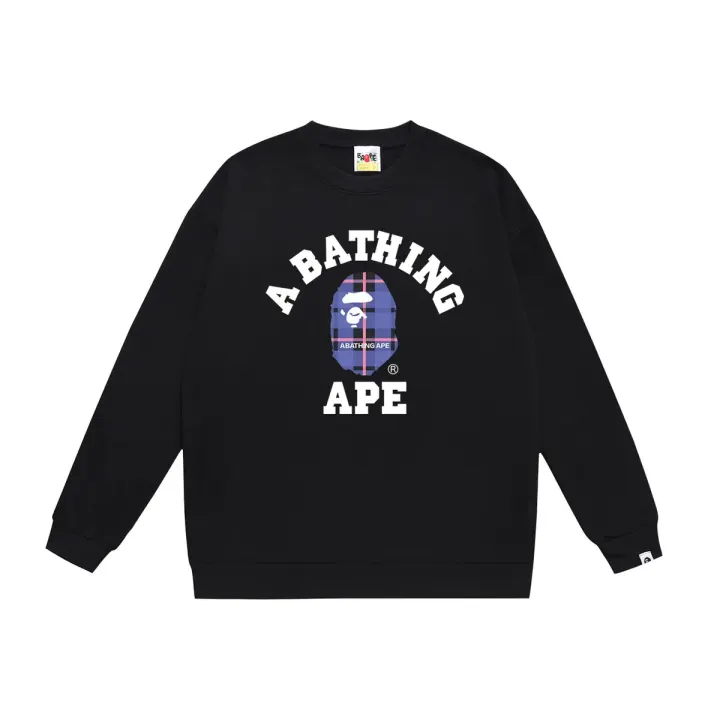 Schwarzes BAPE Sweatshirt mit Grafik und Rundhalsausschnitt