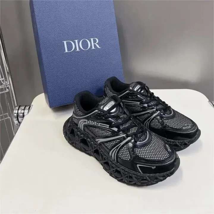 Dior B35 Czarne sneakersy z detalami z siateczki