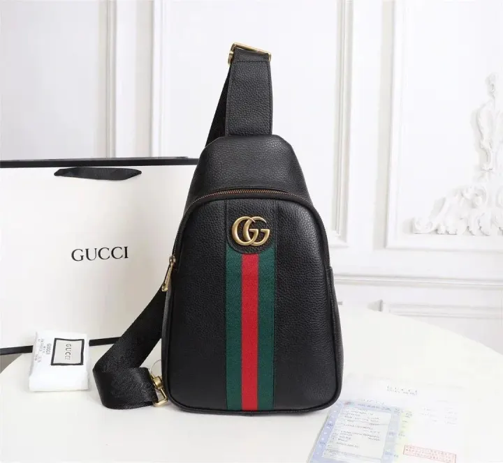 Zwarte Gucci crossbodytas met groen-rode Web-streep