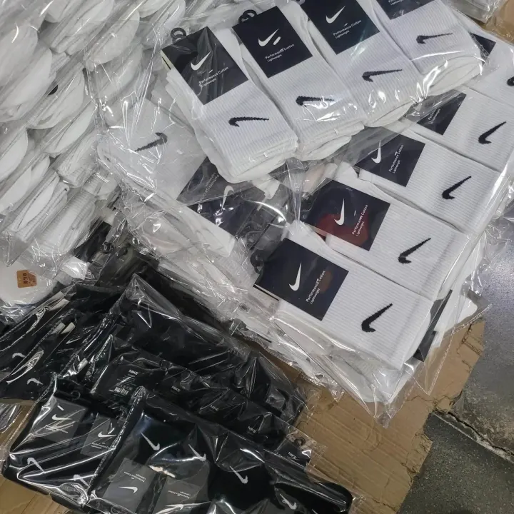 Nike Tech Accessories
