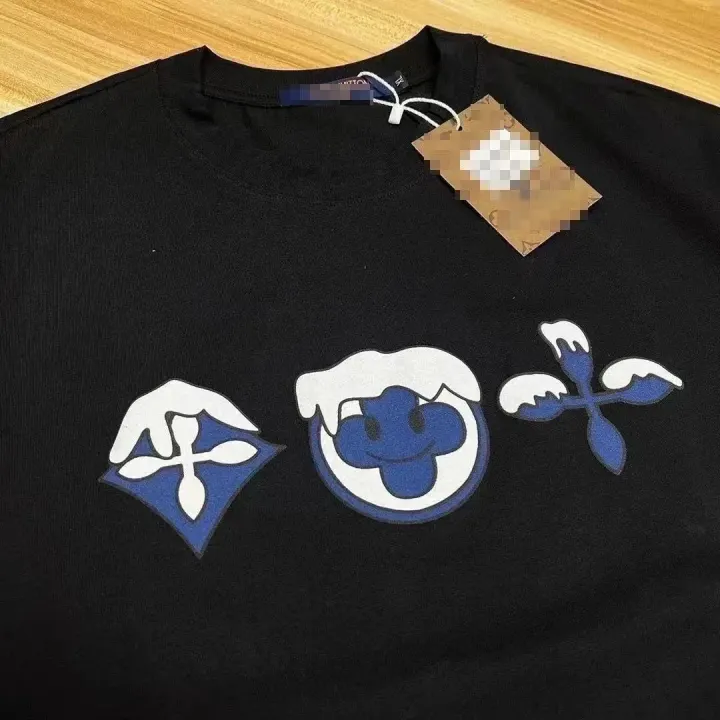 Schwarzes Louis Vuitton T-Shirt mit Grafikdruck und Rundhalsausschnitt