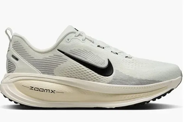 Nike ZoomX White Black Low-Top Sneakers