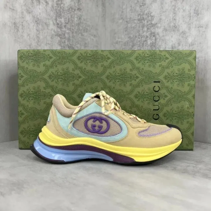 Zapatillas lifestyle multicolor de Gucci con suela amarilla