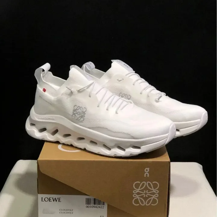 On Running Cloudtilt White Running Shoes