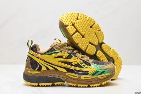 Off-White Yellow and Black Low-Top Lace-Up Sneakers