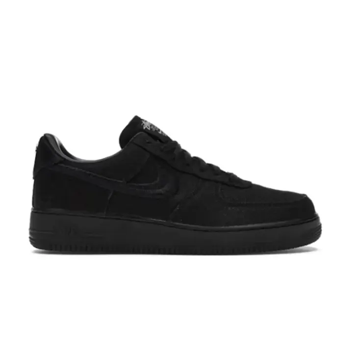 Nike Air Force 1 Low Sneakers in Black