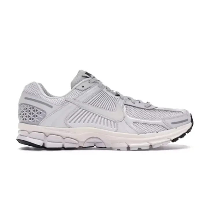 Nike Zoom Vomero 5 Running Shoes in Vast Grey
