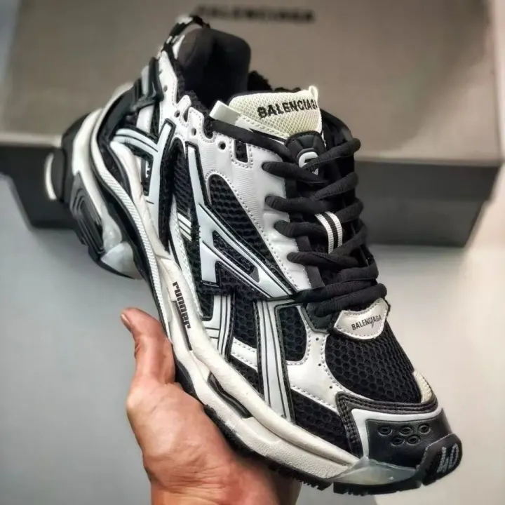 Balenciaga zwarte en witte chunky sneakers