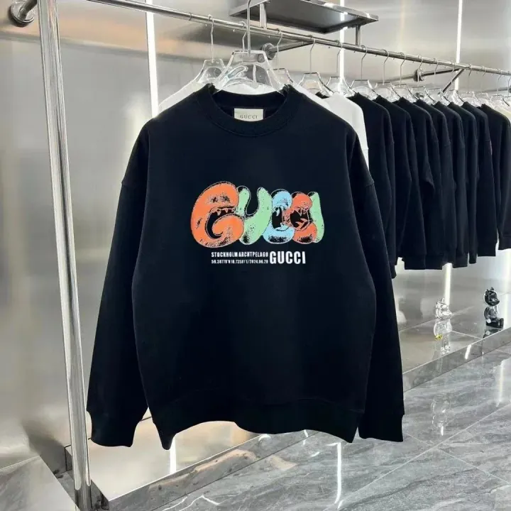Gucci czarna bluza crewneck z grafiką