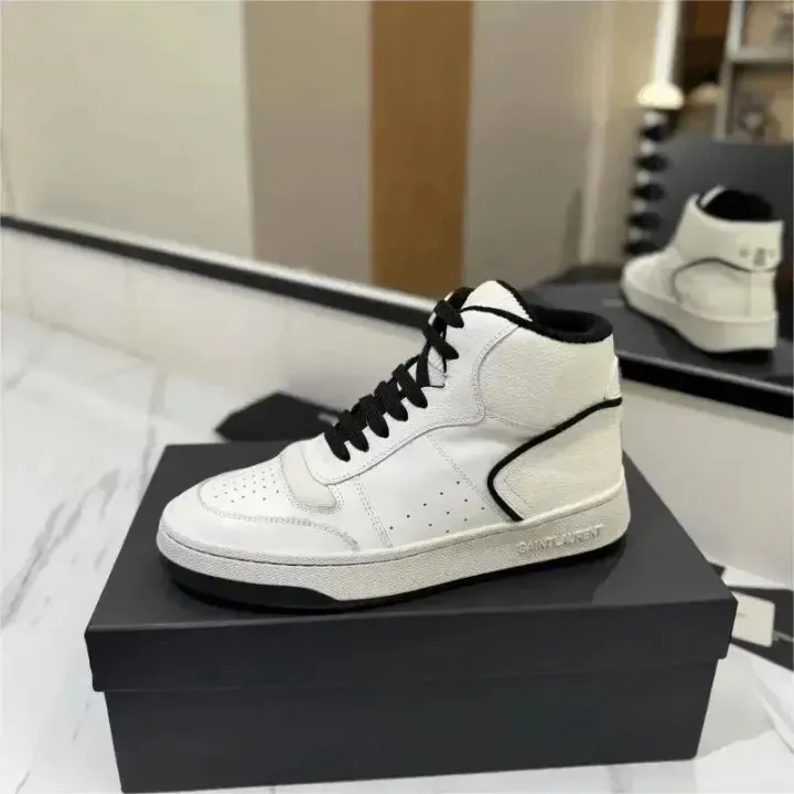 Alexander Mcqueen Lifestyle Sneakers