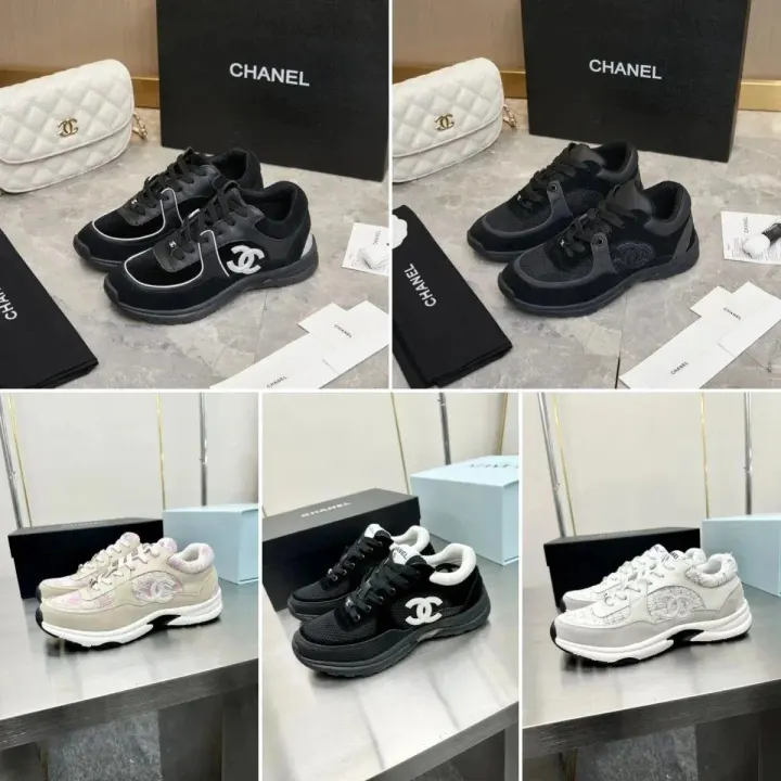 Chanel Black CC-Detail Low-Top Sneakers