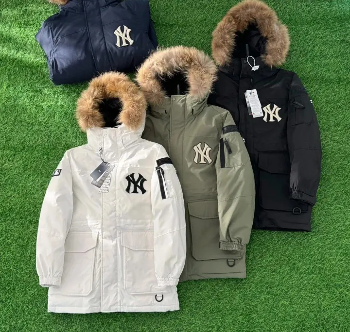 MLB Yankees Hooded Puffer Jacket in Black, White & Olive
