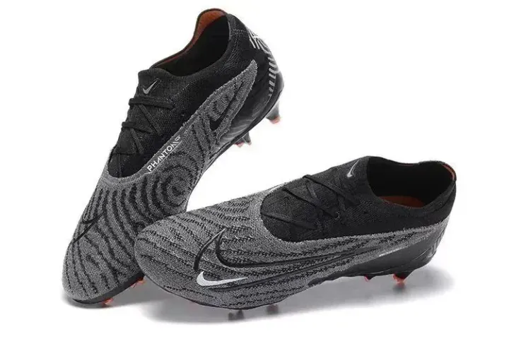 Nike Phantom Black-Grey Football Boots