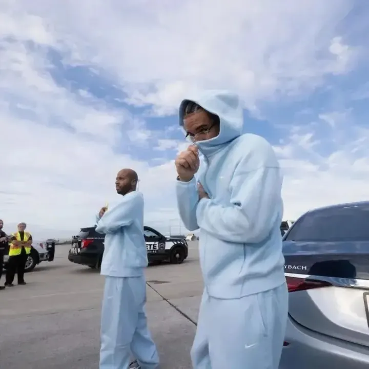 Nike Light Blue Hoodie and Sweatpants Matching Set