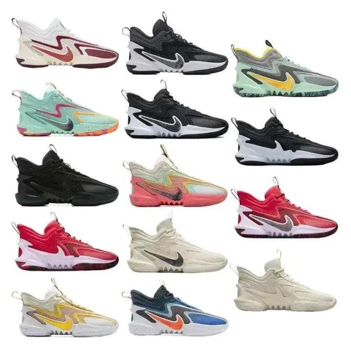 Nike Cosmic Unity 2 Casual Sneakers in Mixed Colorways