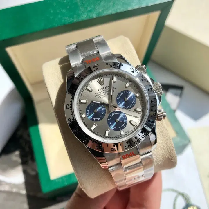 Rolex Daytona Chronograph Watch with Silver Dial and Blue Sub-Dials