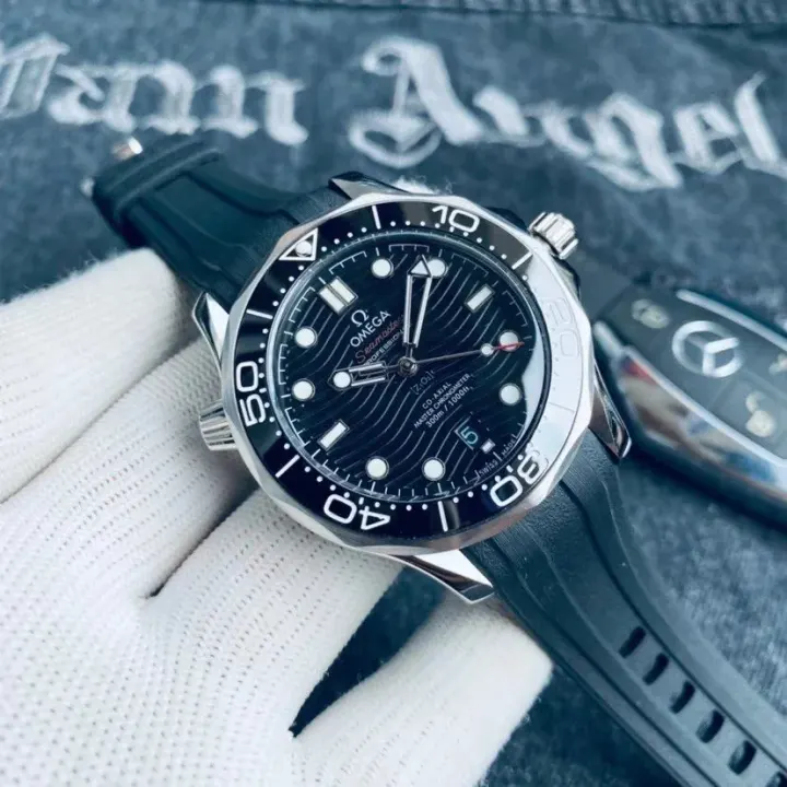 Omega Seamaster Watch with Black Dial and Rubber Strap
