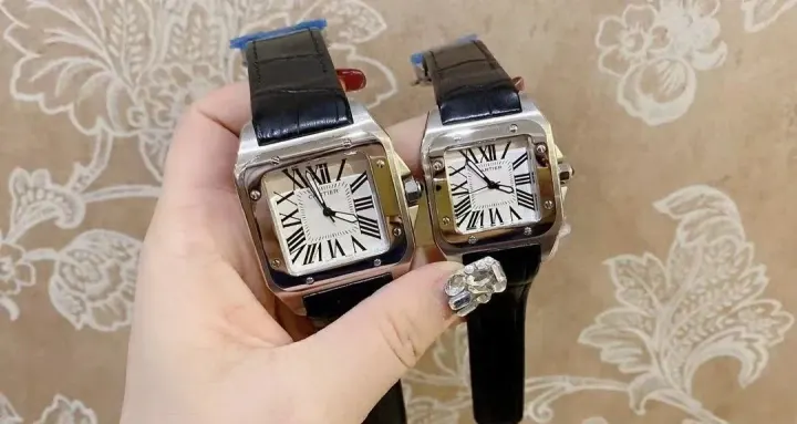 Cartier vierkant horloge met Romeinse cijfers en zwarte leren band Variant A