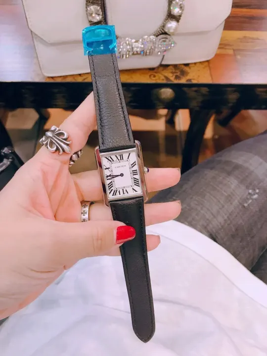 Cartier rechthoekig analoog horloge met zwarte leren band